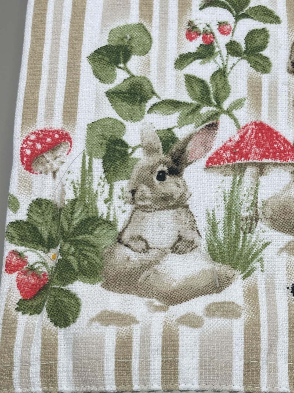 Cynthia Rowley Bunny & Mushroom Striped Kitchen Towel Set of Two, NWT 🐰🍄 - Picture 4 of 4
